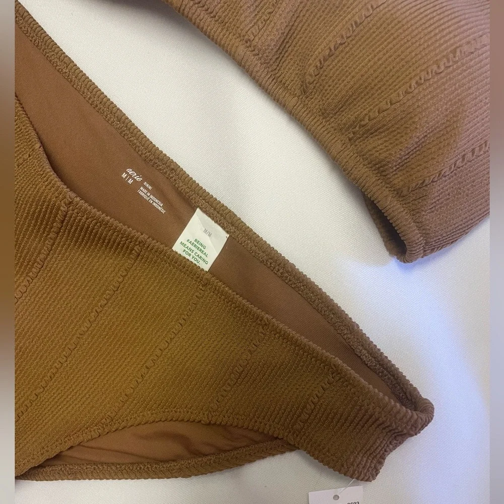 Rust bikini - Picture 2 of 2